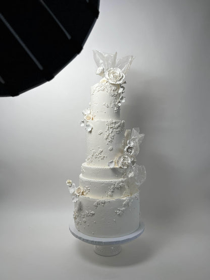 Ethereal white wedding - wedding cake