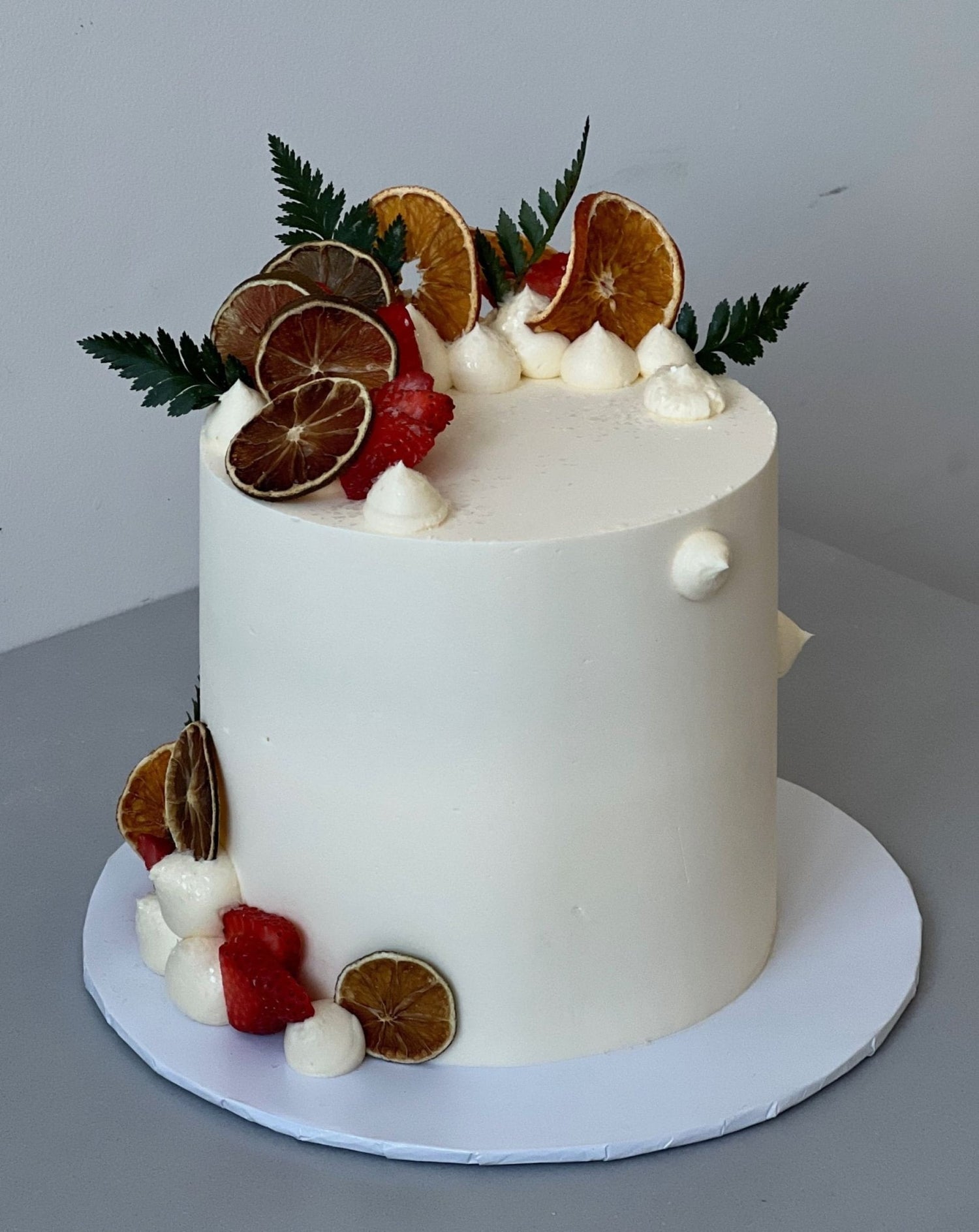 Fresh berries on buttercream - custom cake