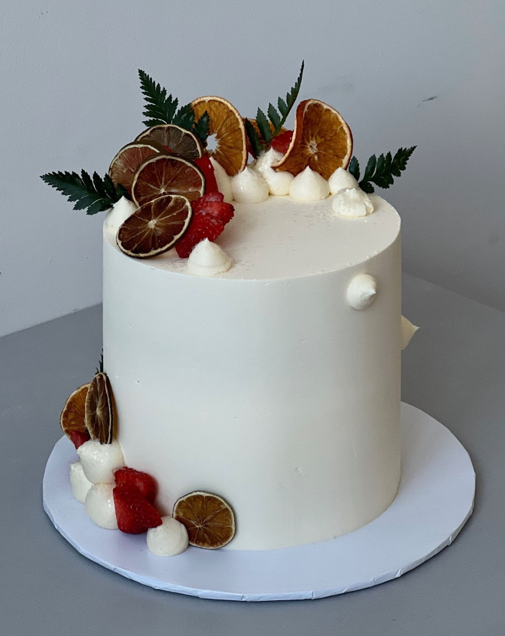 Fresh berries on buttercream - custom cake