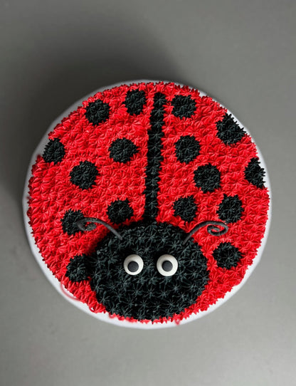 Furry animal friend face - custom cake