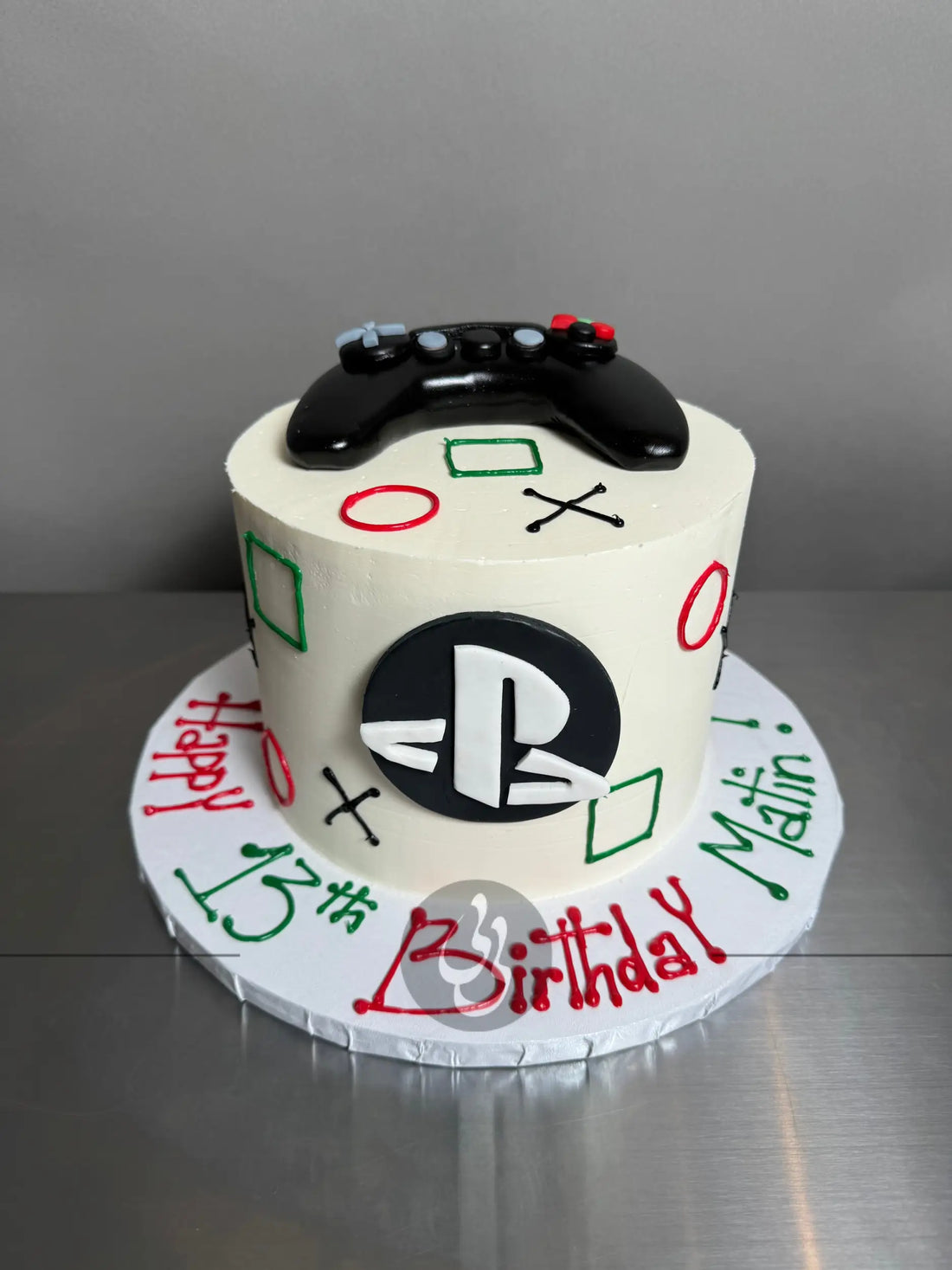 Gamer playstation &amp; joystick - custom cake