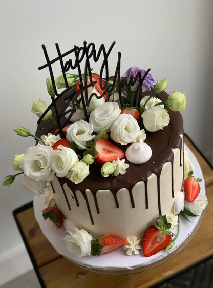 Ganache drips &amp; fresh flowers - custom cake