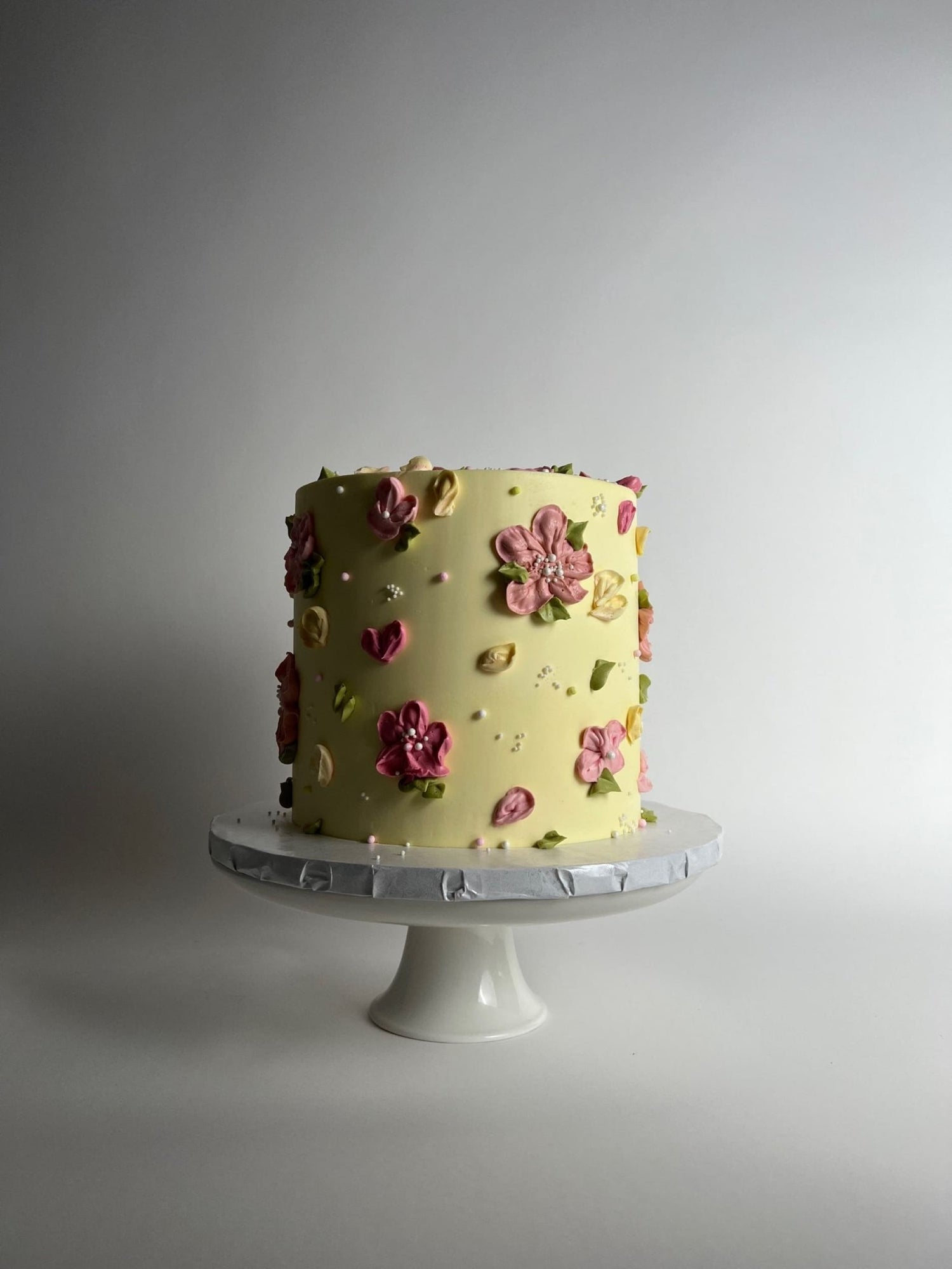 Hand piped flowers on buttercream - custom cake