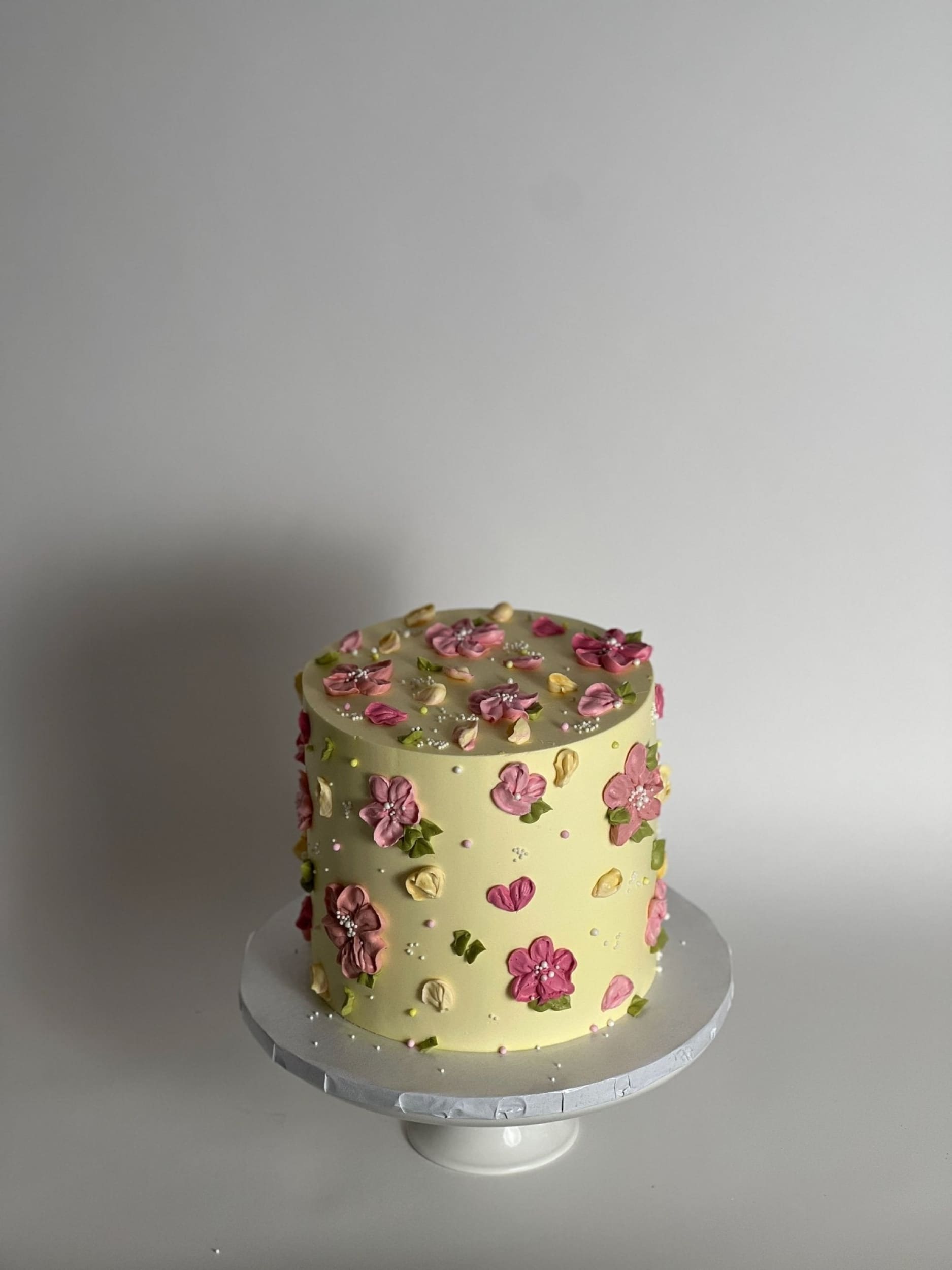 Hand piped flowers on buttercream - custom cake
