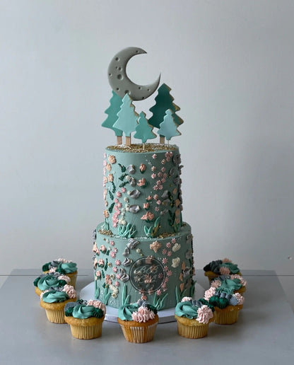 Hand piped meadow flowers &amp; moon - custom cake