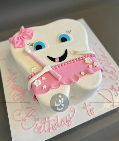 Happy tooth in fondant - custom cake