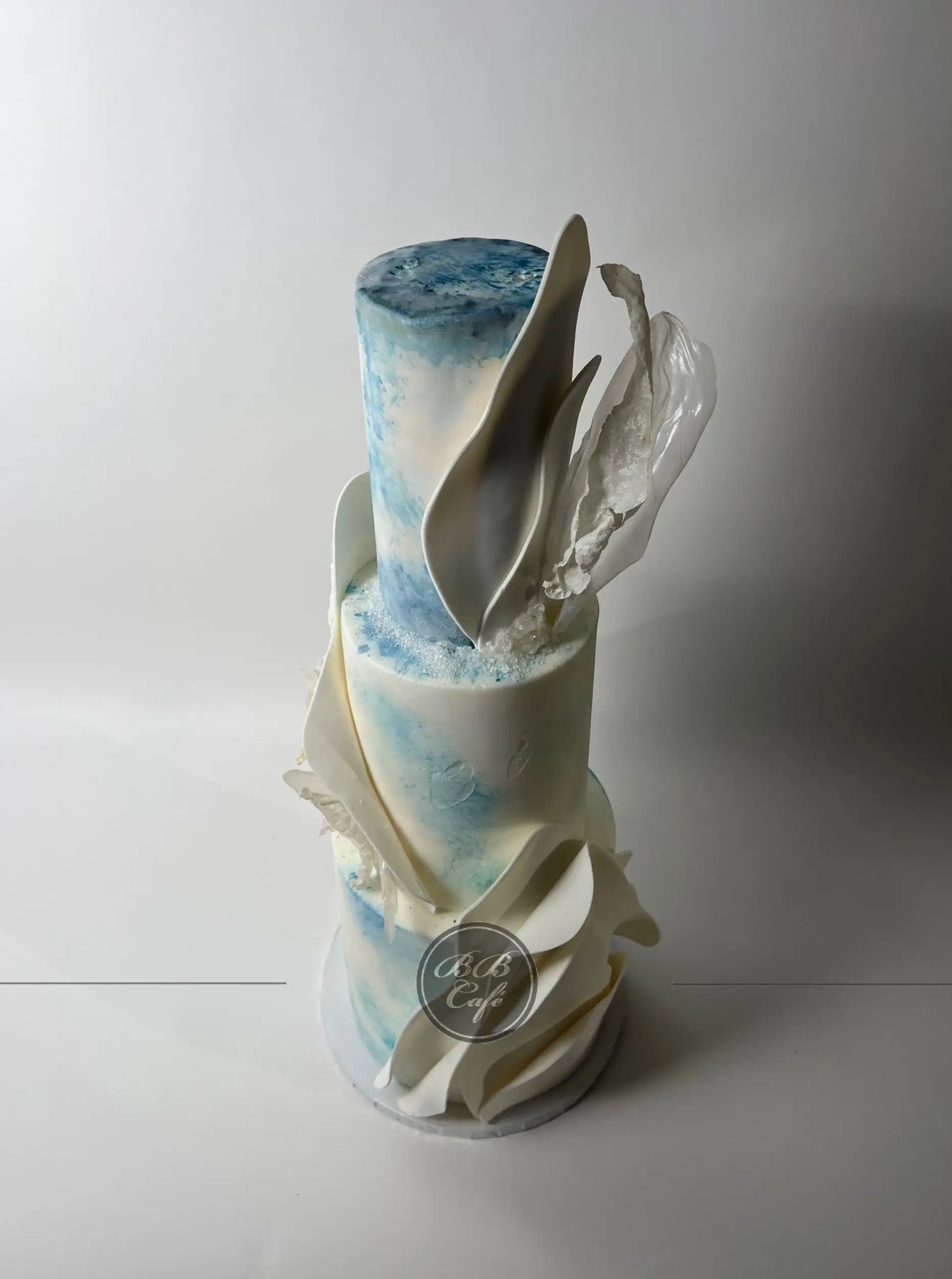 Architectural sails - wedding cake