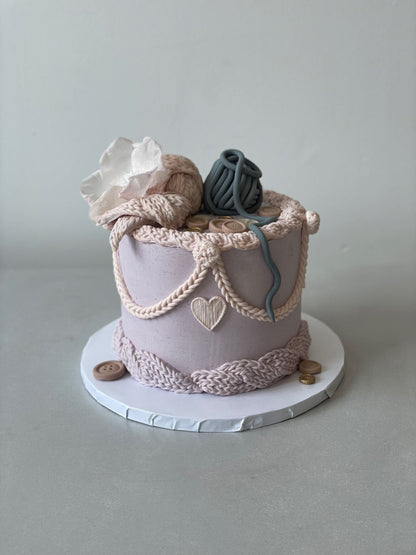Knitting on buttercream - custom cake