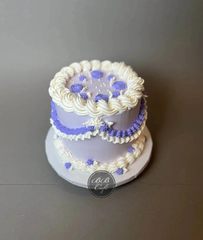 Lambeth on whipped cream - custom cake