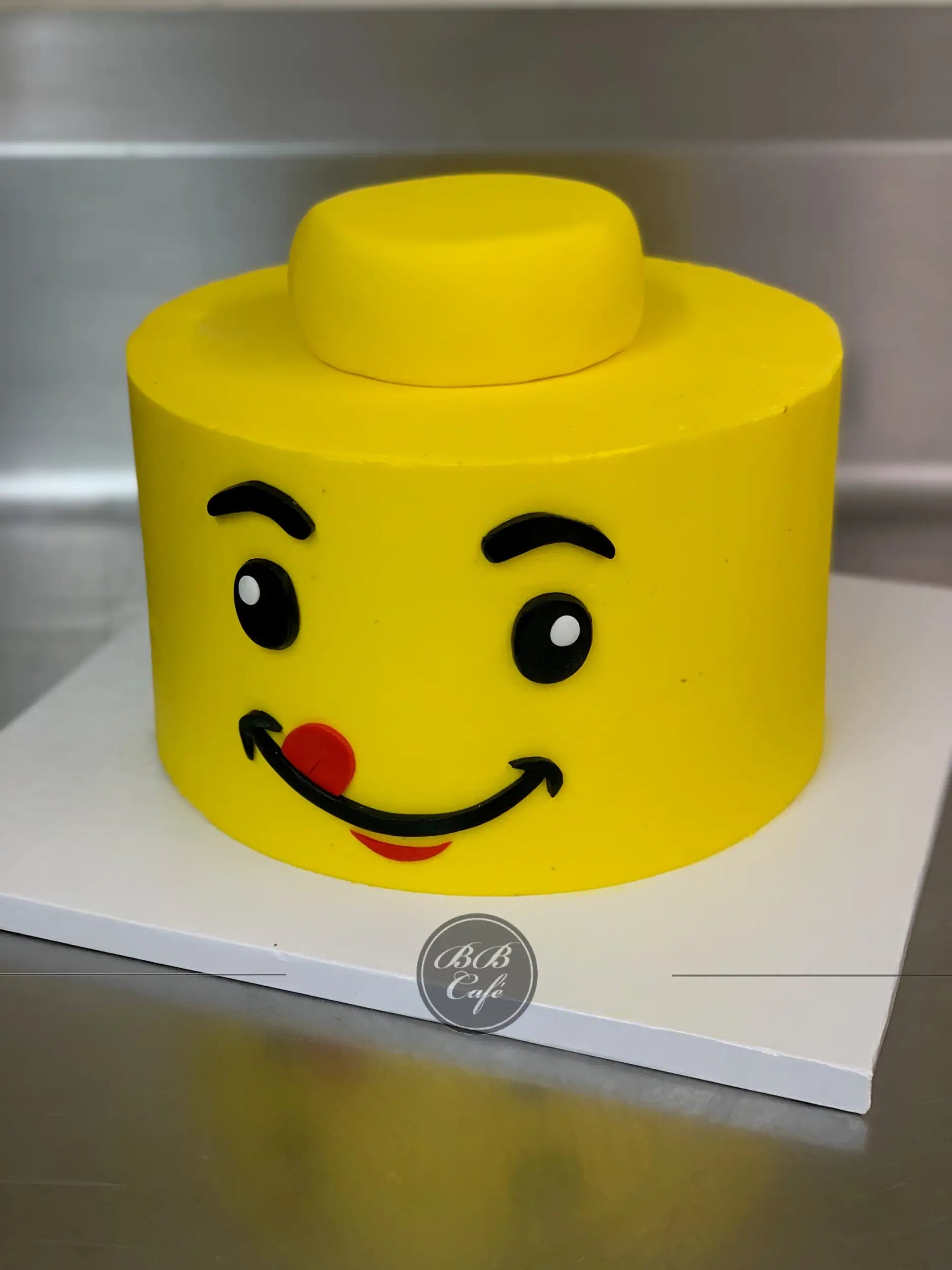 Lego - custom cake