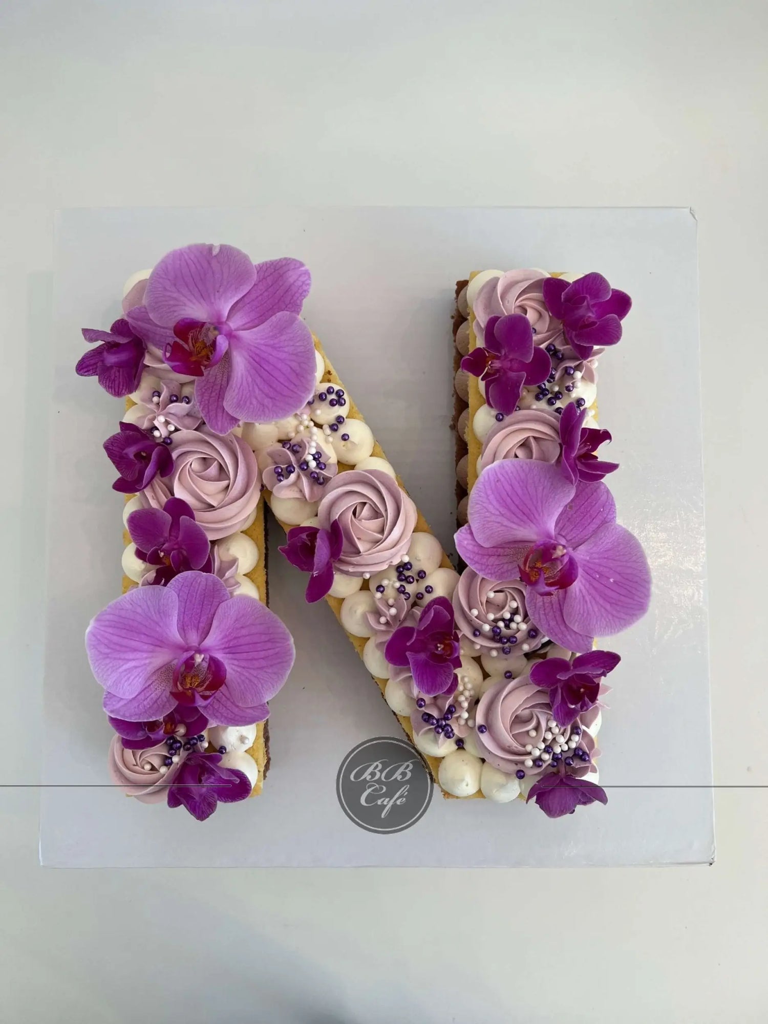 Letter/number cake in buttercream - custom
