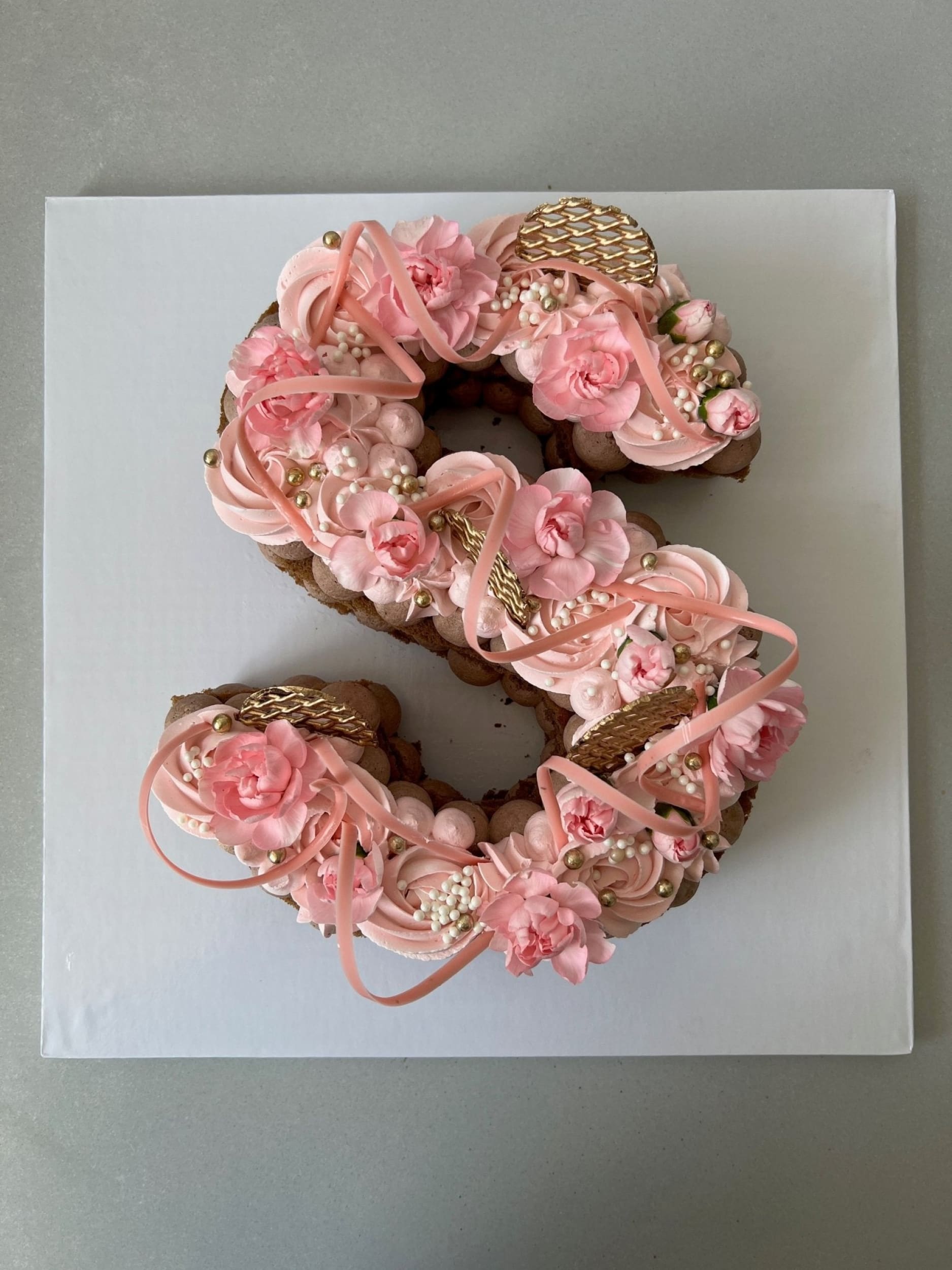 Letter/number cake in whipped cream - custom cake