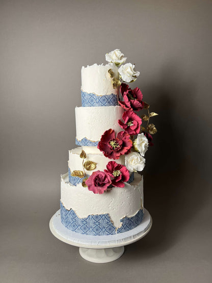 Mediterranean tiles &amp; sugar flowers - wedding cake