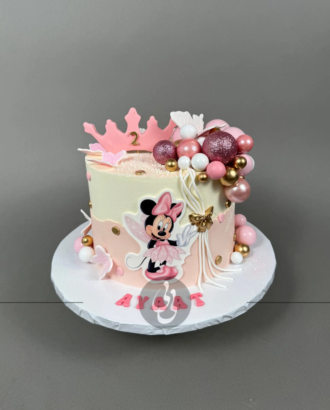 Mickey / minnie mouse edible print &amp; spheres - custom cake