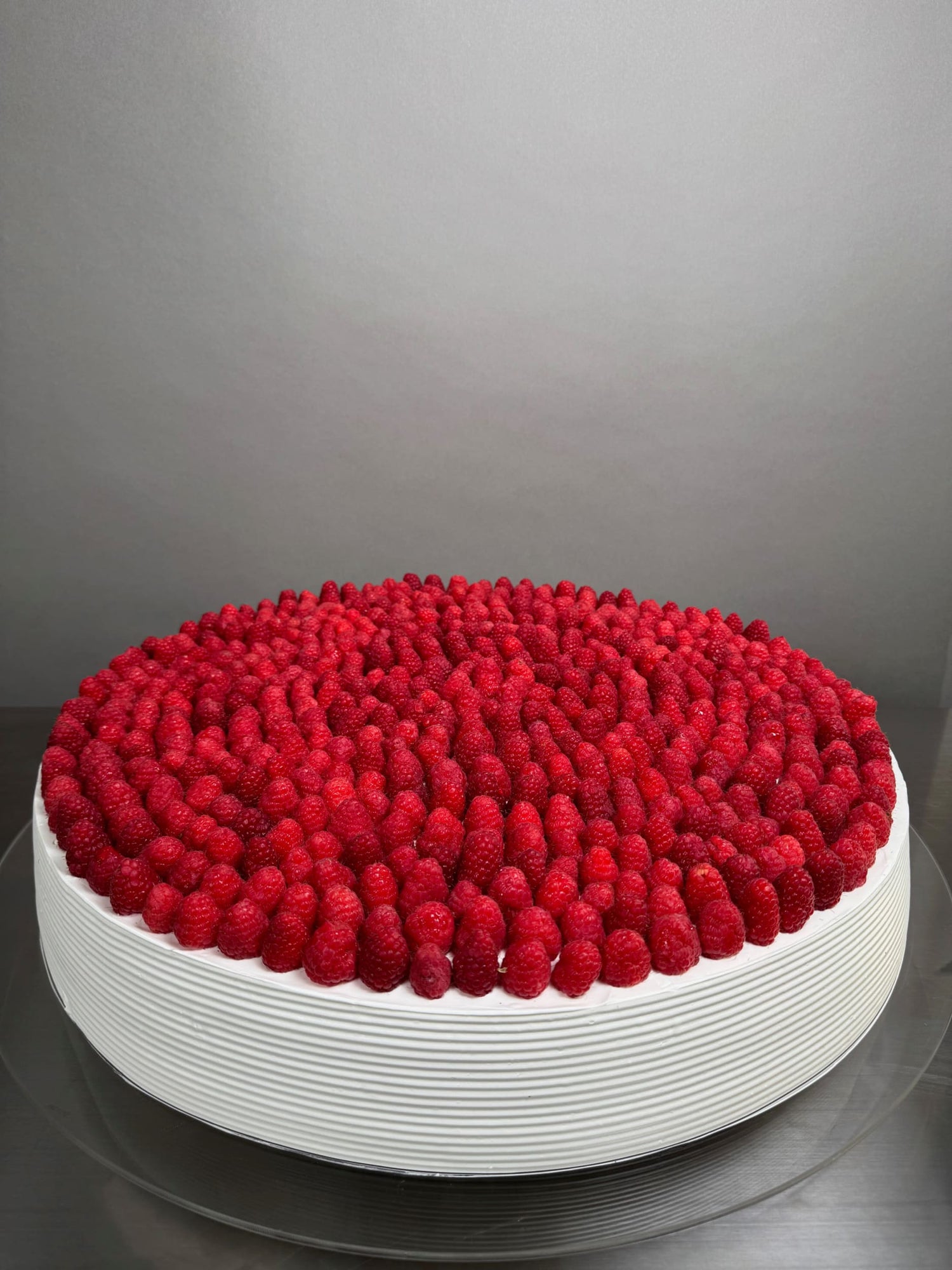 Millefoglie in whipped cream - custom cake