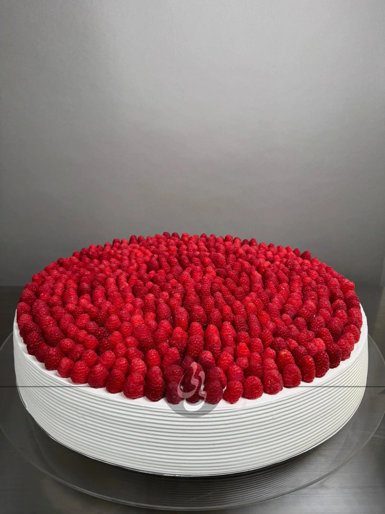 Millefoglie in whipped cream - custom cake