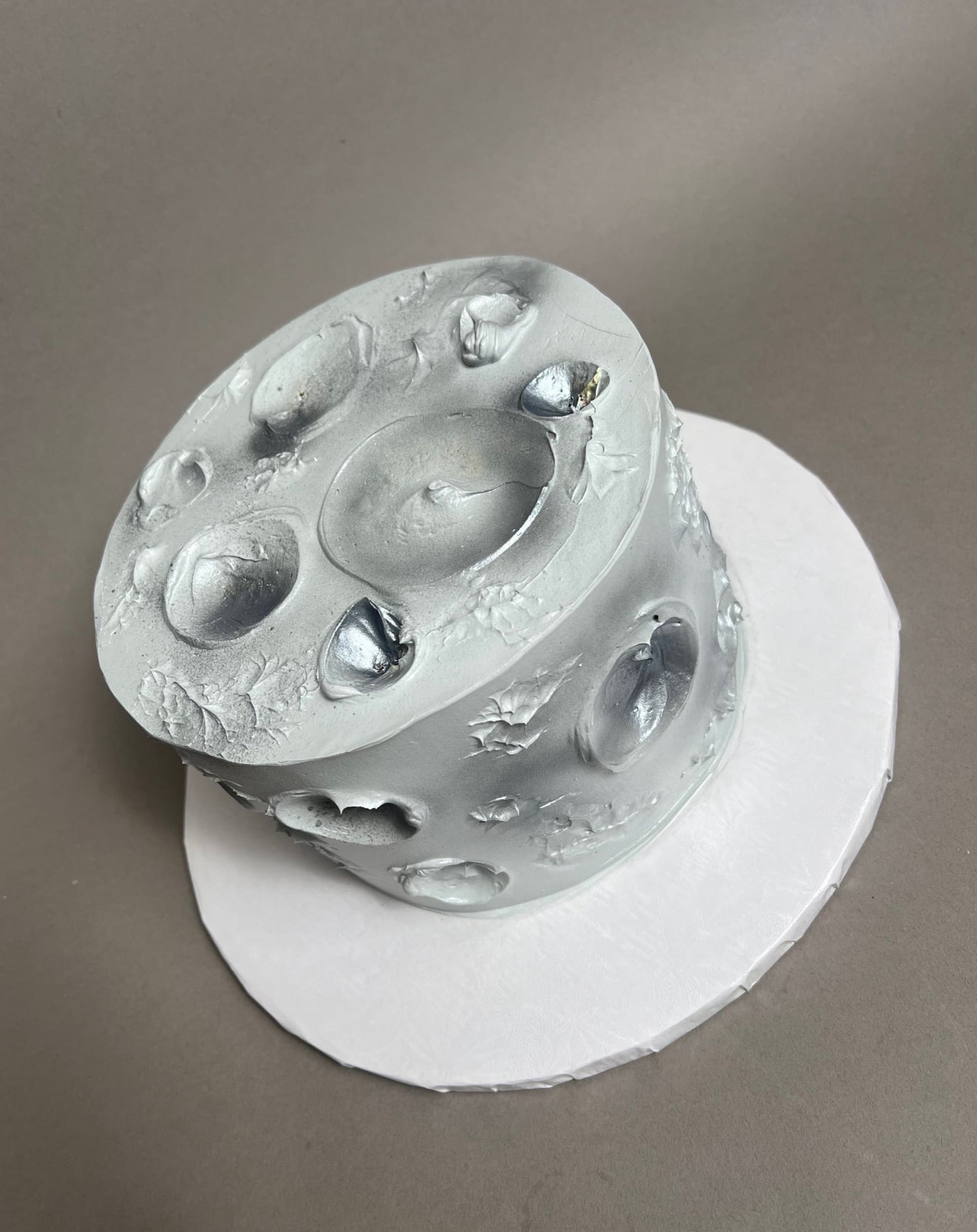 Moon in whipped cream - custom cake