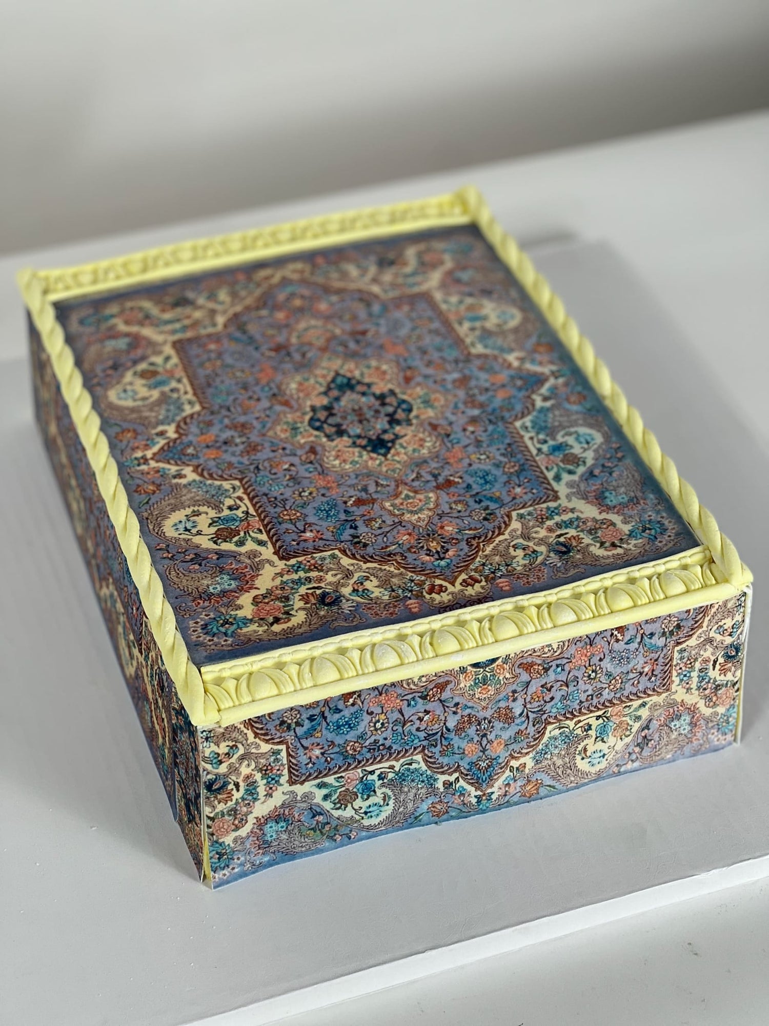 Persian rug - custom cake
