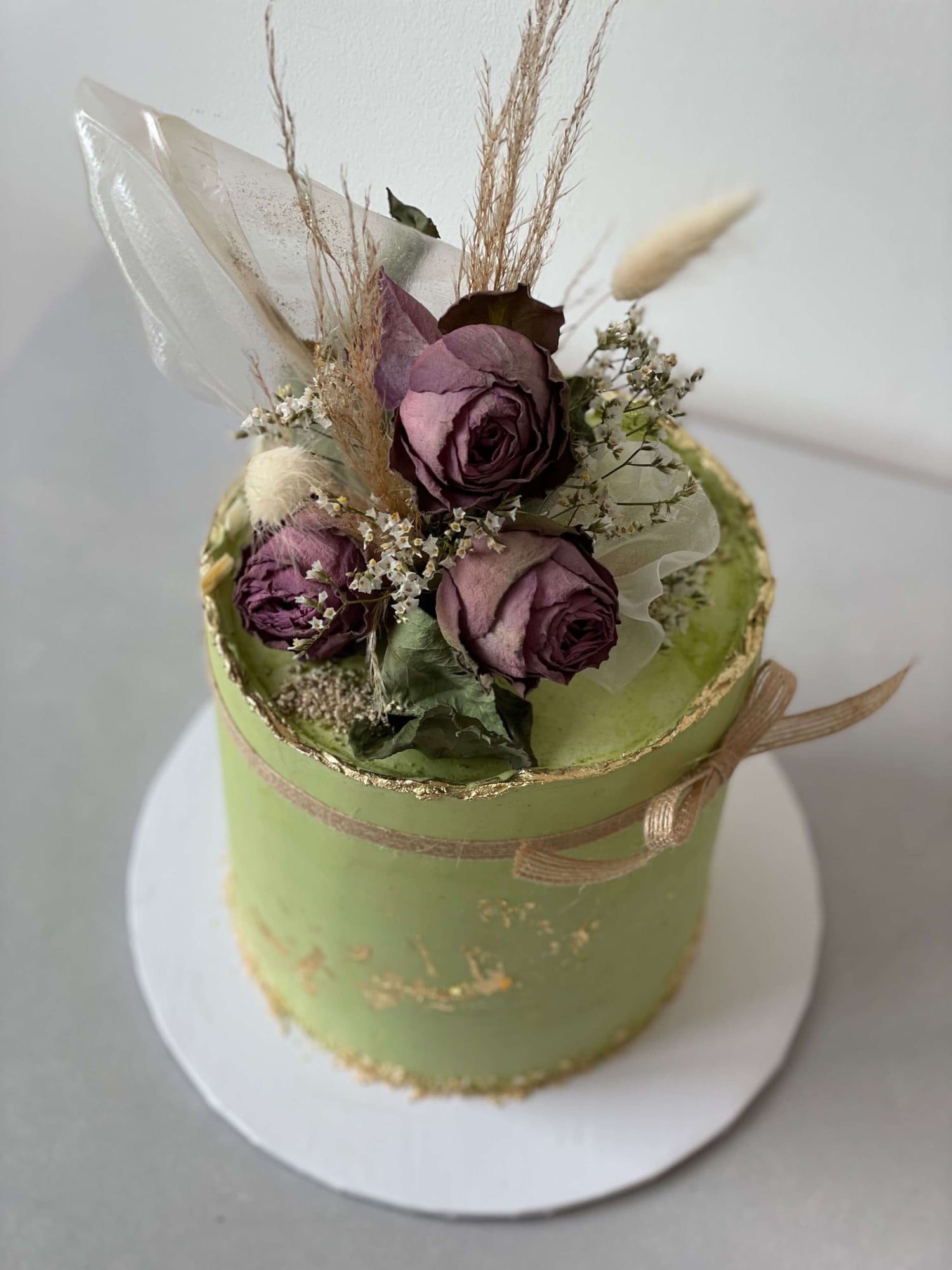 Preserved flowers on deckled edge buttercream - custom cake