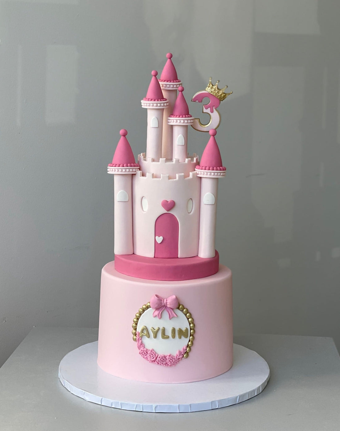 Princess castle 3d cake - custom cake