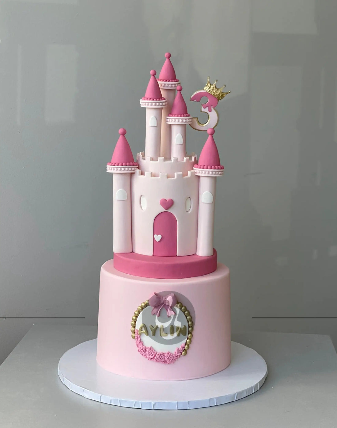 Princess castle 3d cake - custom cake