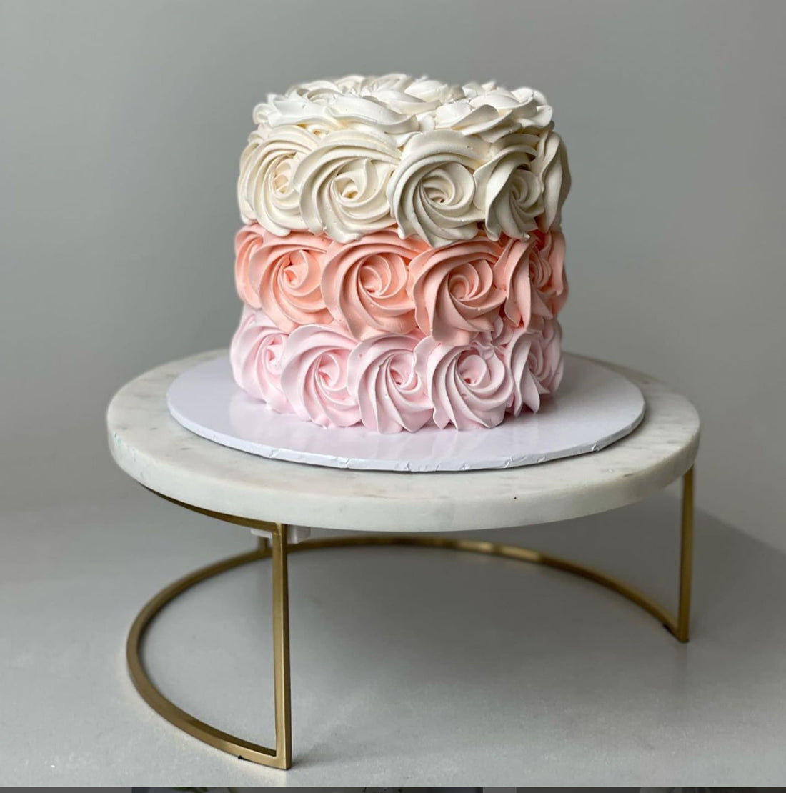 Rosettes on whipped cream - custom cake