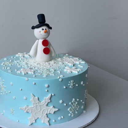 Snowman’s winter magic cake - custom cake