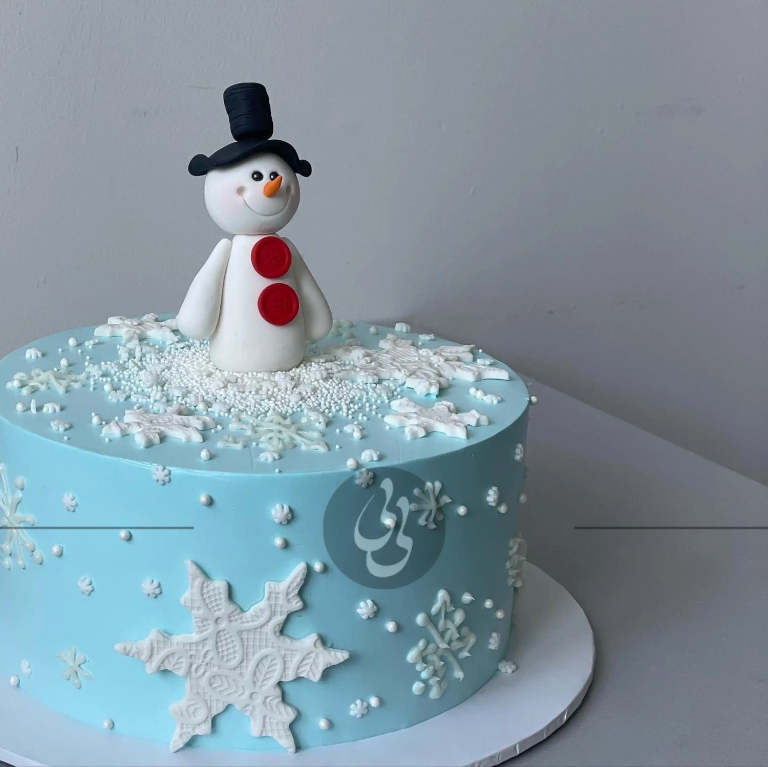 Snowman’s winter magic cake - custom cake