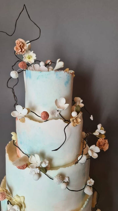 Spring bud blossoms - wedding cake