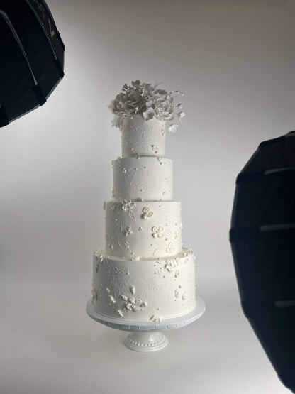 Sugar flower crown - wedding cake