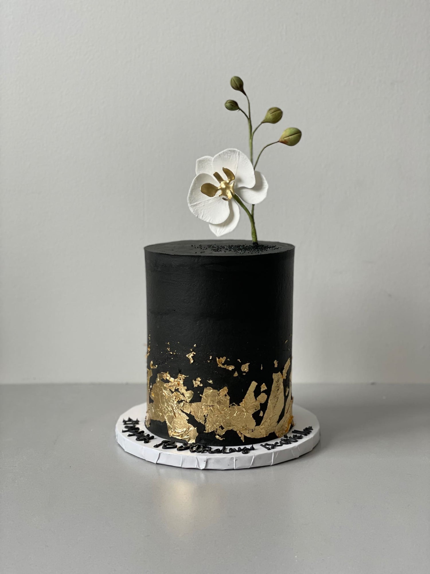 Sugar flower &amp; gold foil on buttercream - custom cake