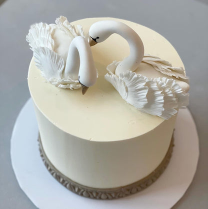 Swan love on buttercream - custom cake