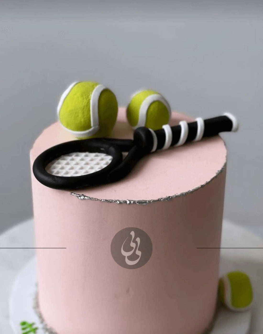 Tennis on buttercream - custom cake