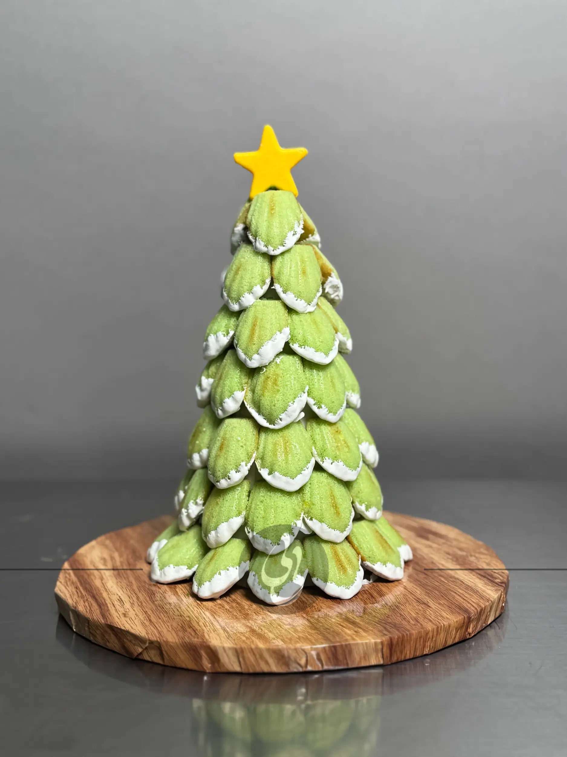 The festive madeleine tree - pastry