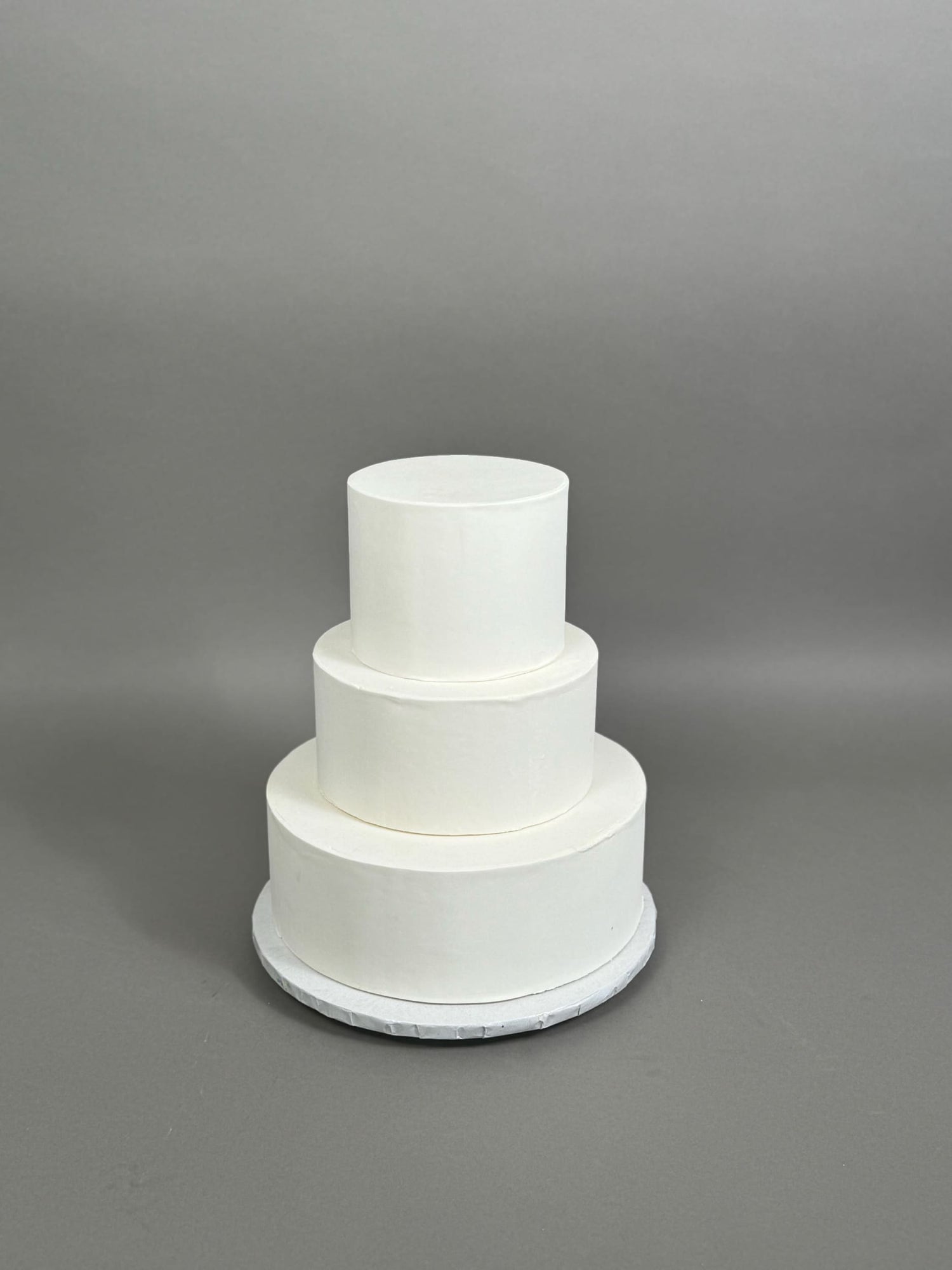 Undecorated sharp edge fondant - custom cake