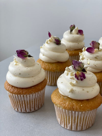 Vanilla cupcakes - cupcake