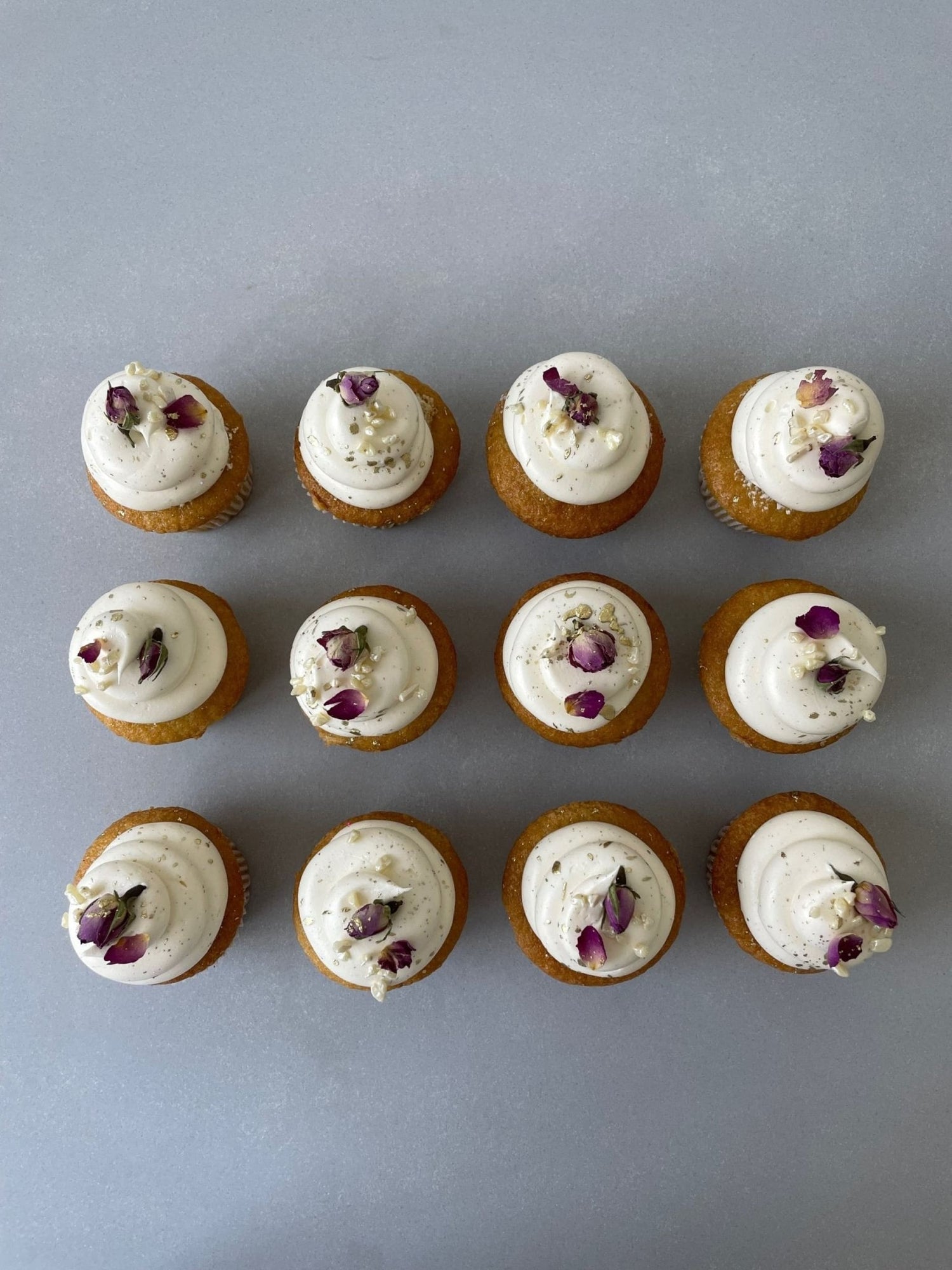 Vanilla cupcakes - cupcake