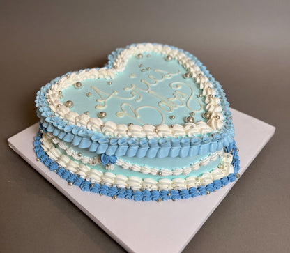 Vintage lambeth heart in buttercream - custom cake