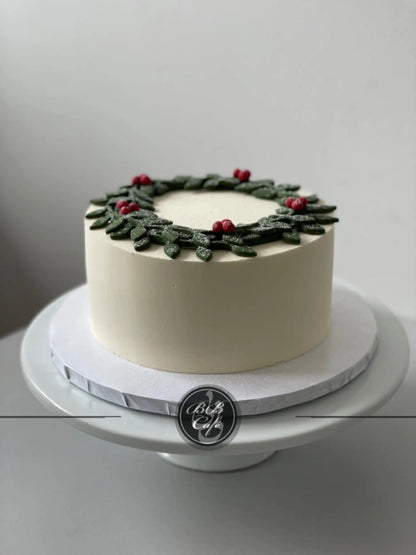Winter berry wreath cake - custom cake
