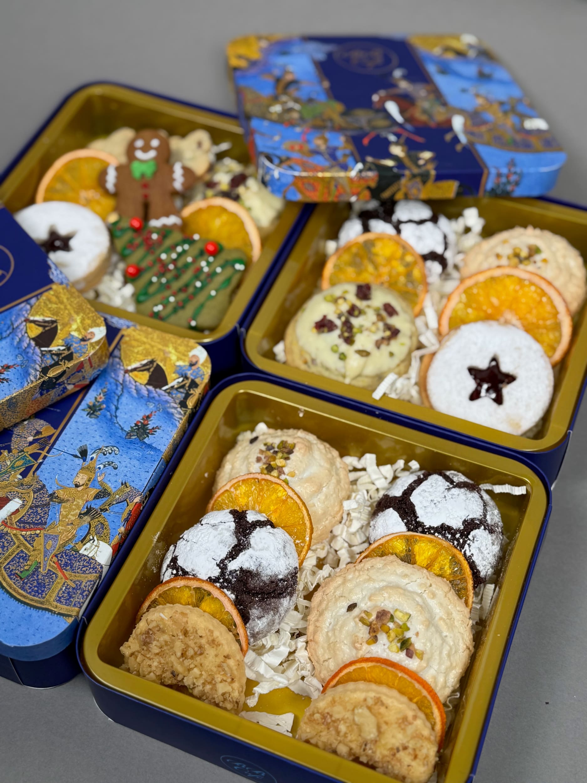Winter holiday cookies - small box - pastry
