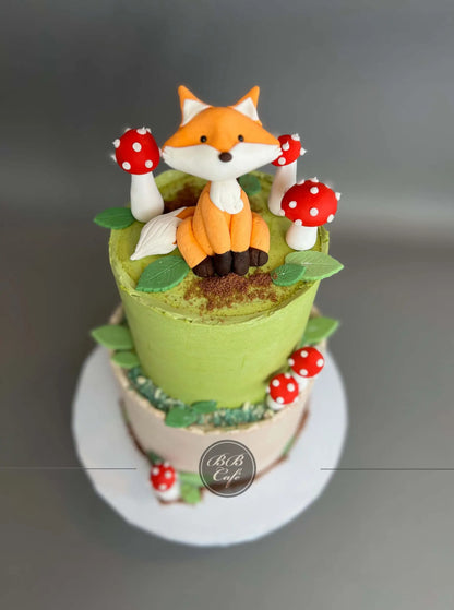 Woodsy animals on buttercream - custom cake