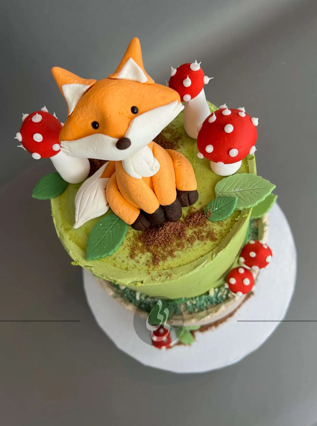 Woodsy animals on buttercream - custom cake
